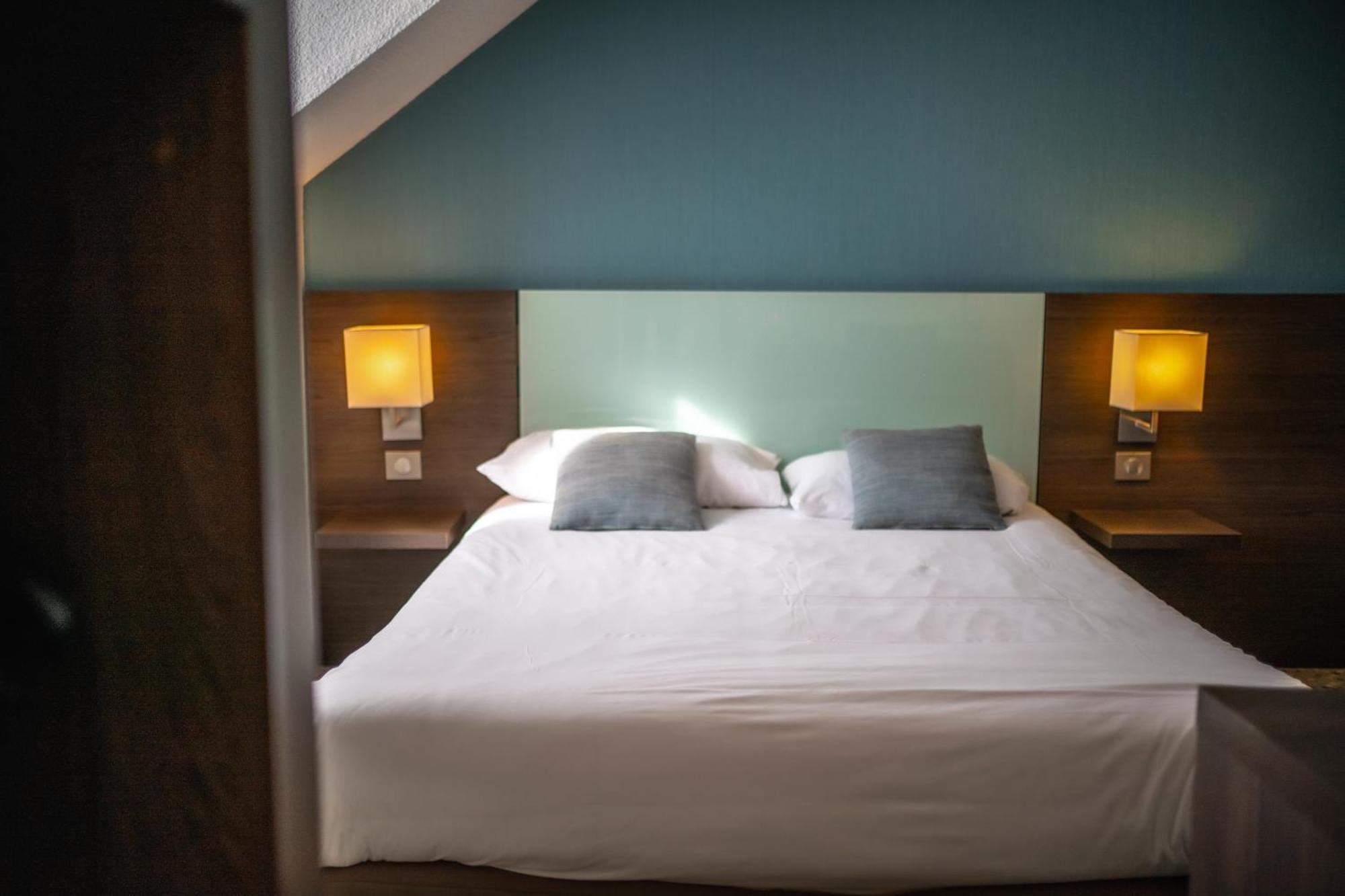 Double Room Mountain View